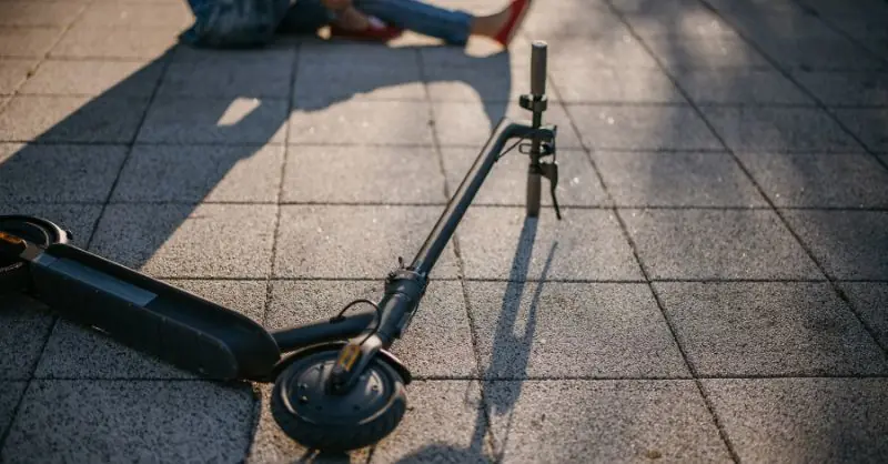 Elektromos roller: ki fizet, ha baleset lesz?